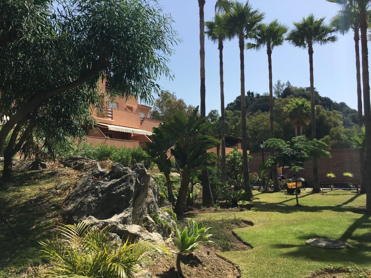 2236-Lovely Groundfloor With Pool View Casares Ngoại thất bức ảnh