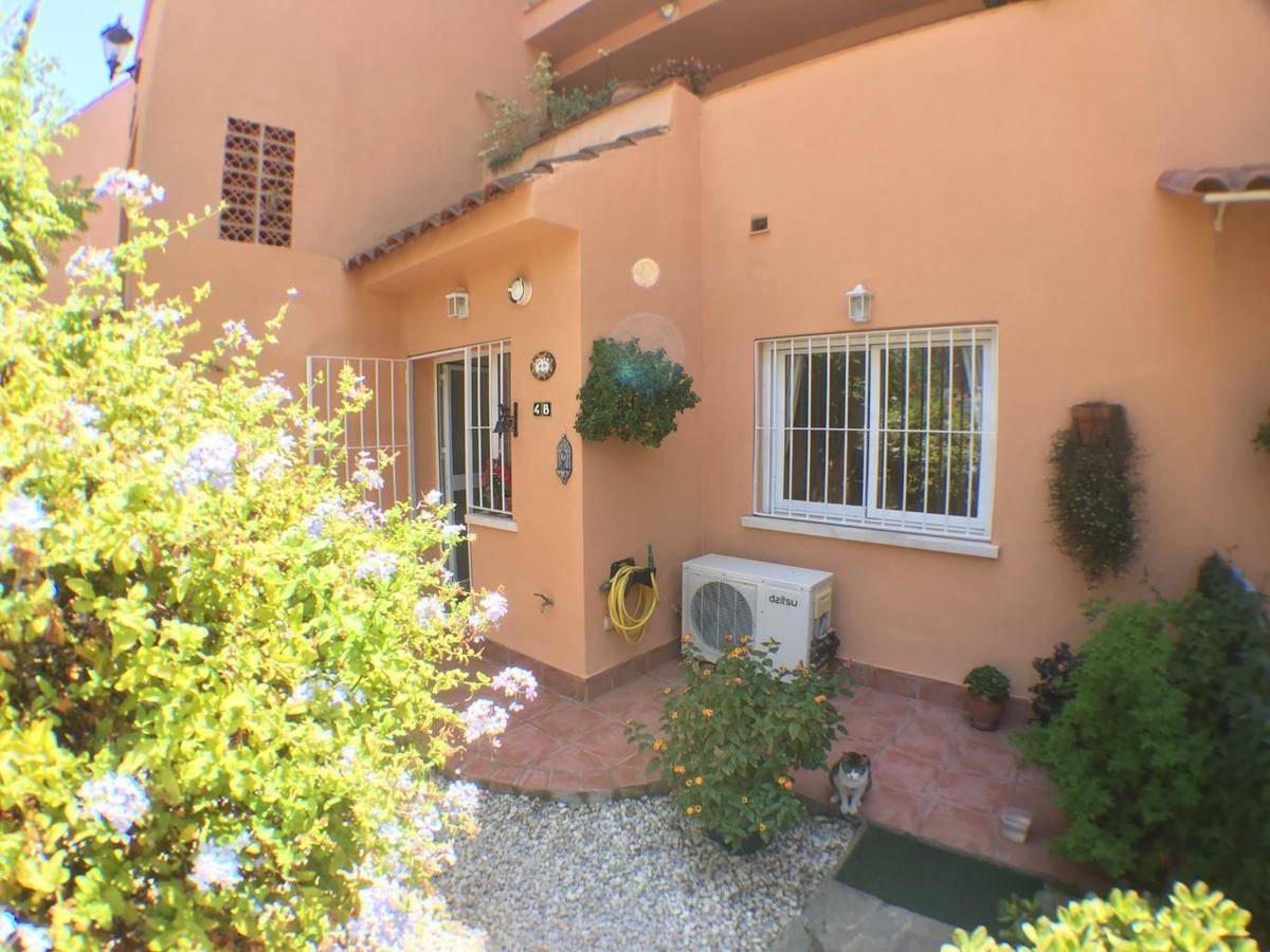 2236-Lovely Groundfloor With Pool View Casares Ngoại thất bức ảnh