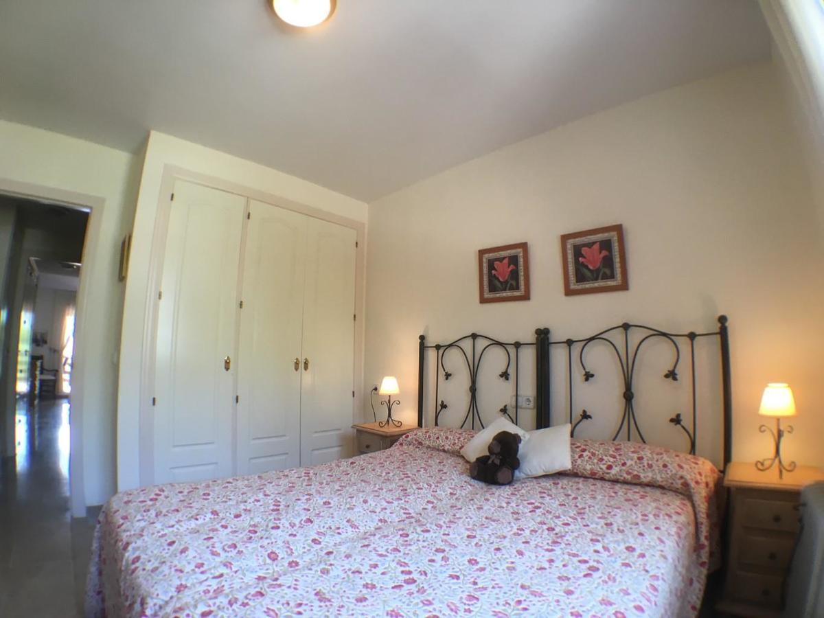 2236-Lovely Groundfloor With Pool View Casares Ngoại thất bức ảnh